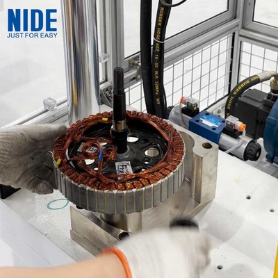 Mesin penekan poros stator roda otomatis